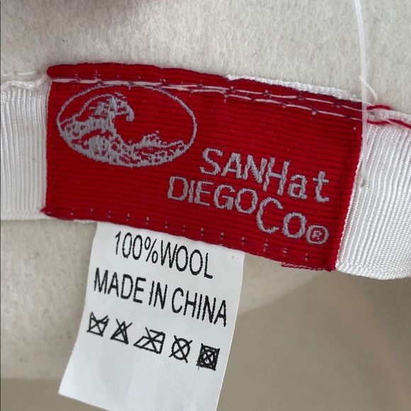 San Diego Hat Co 100% Wool Small Brim Bucket Cloche Hat with Satin Bow - Picture 2 of 6